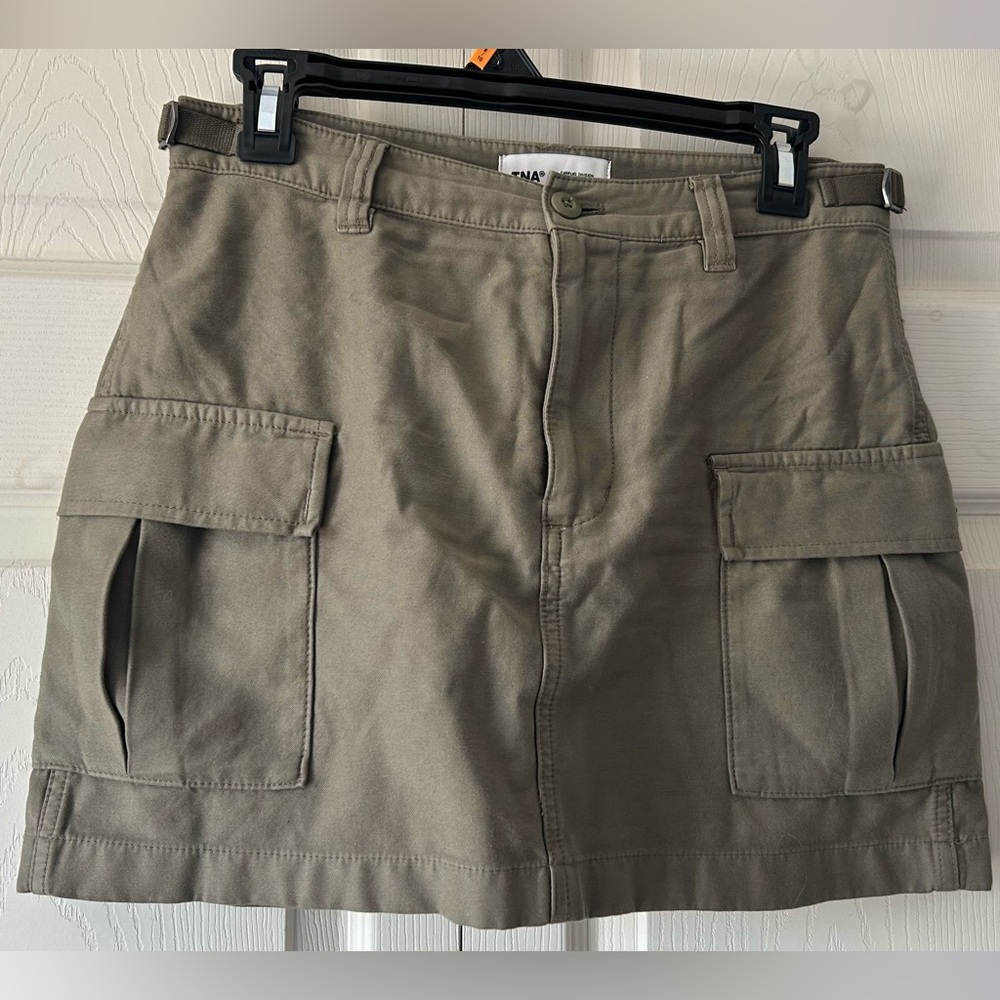 Aritzia cargo mini skirt